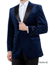 Load image into Gallery viewer, Men's Modern Fit Sport Coat w/ Satin Peak Lapel
